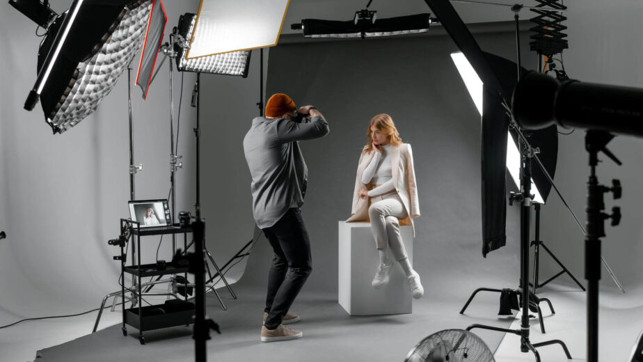 Sakarya’da Kurumsal Kimliğinizi Yansıtan Profesyonel Baş (Headshot) Çekimleri